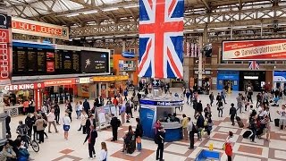 A Walk Through The London Victoria Station London England [upl. by Brunhilda]